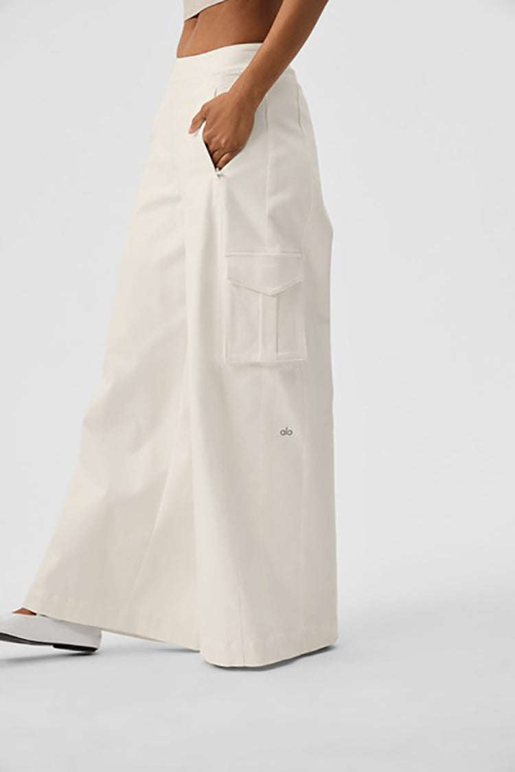 HIGH WAIST SHOW OFF CARGO WIDE LEG TROUSER (REGULAR)